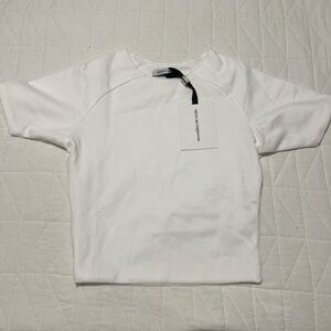 Manière de Voir, size 6 white crop top NWT